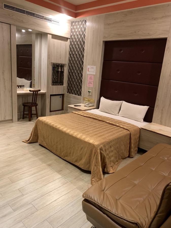 富晴汽車旅館fu Ching Motel Чжанхуа Экстерьер фото